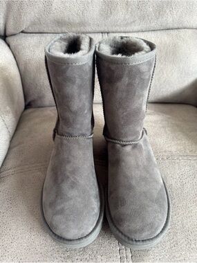 Short Ugg Boots